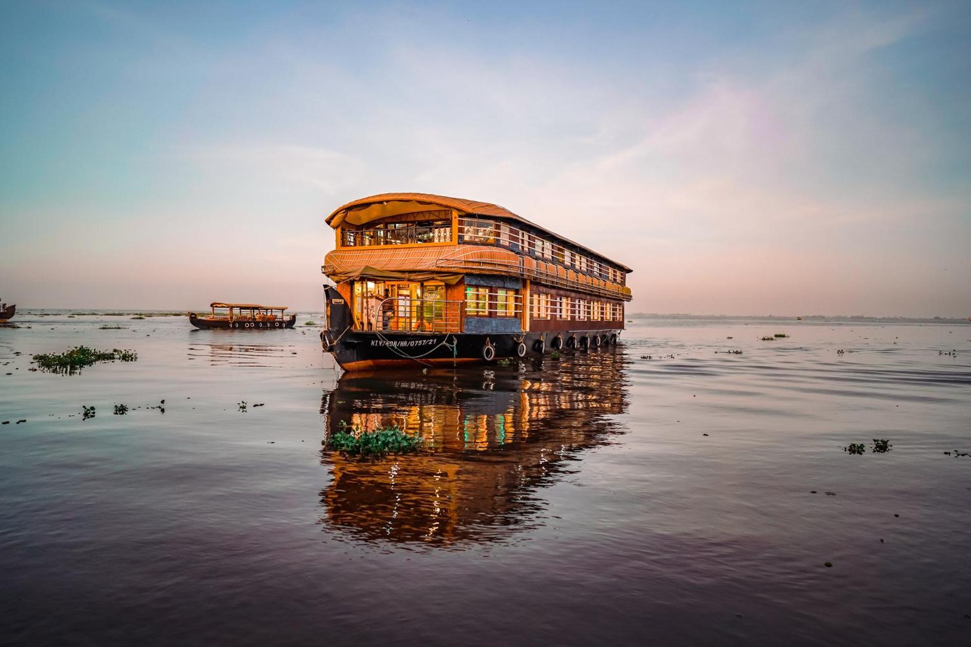 Alappuzha Venice Premium Houseboats Alleppey מראה חיצוני תמונה