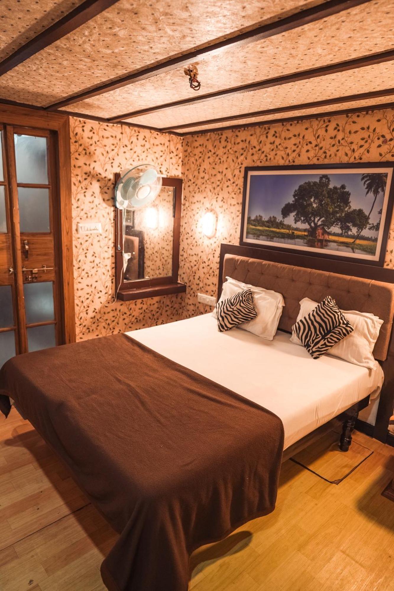 Alappuzha Venice Premium Houseboats Alleppey מראה חיצוני תמונה